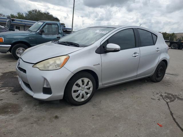 2014 Toyota Prius c 