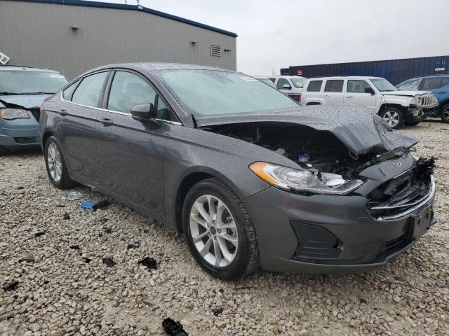 3FA6P0HD8KR247997 Ford Fusion SE 4