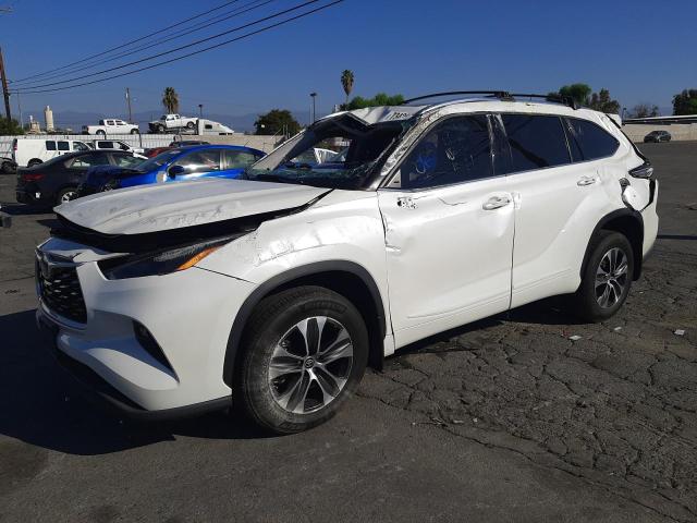 VIN 5TDHZRAH9MS049797 2021 Toyota Highlander, Xle no.1