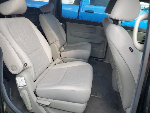 KNDMB5C11G6096533 KIA SEDONA LX