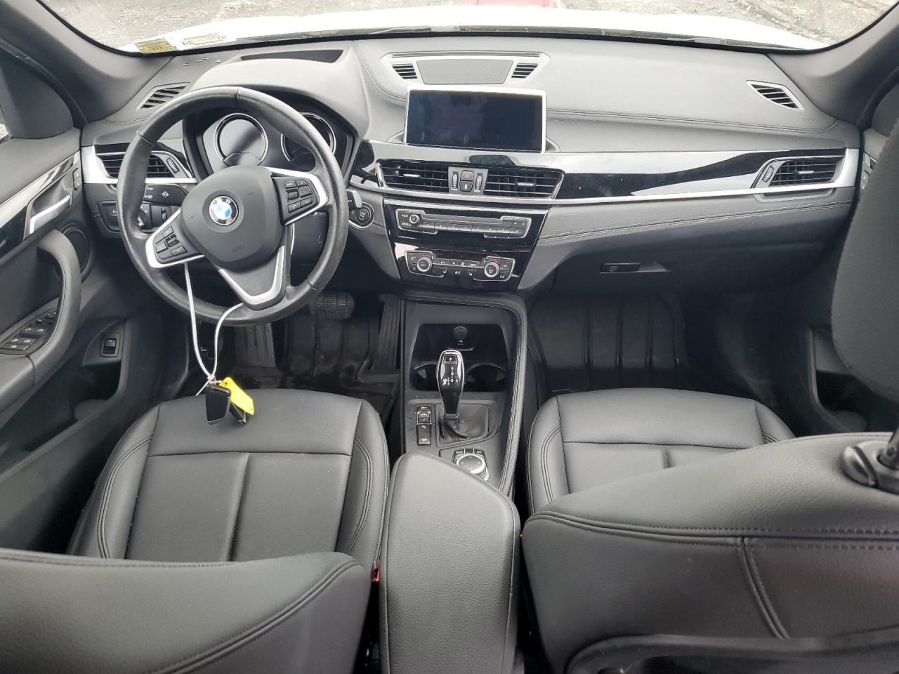 WBXJG9C05L3M18138 BMW X1 XDRIVE2 8