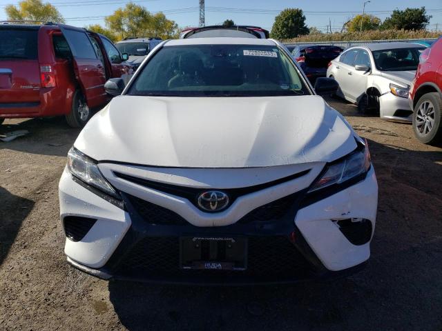  TOYOTA CAMRY 2020 Білий