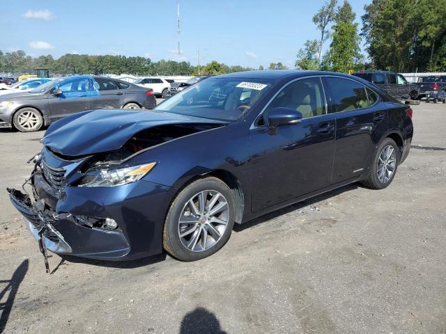 2016 Lexus ES 300h 