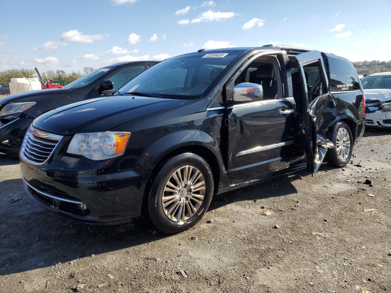 CHRYSLER TOWN & COUNTRY LIMITED