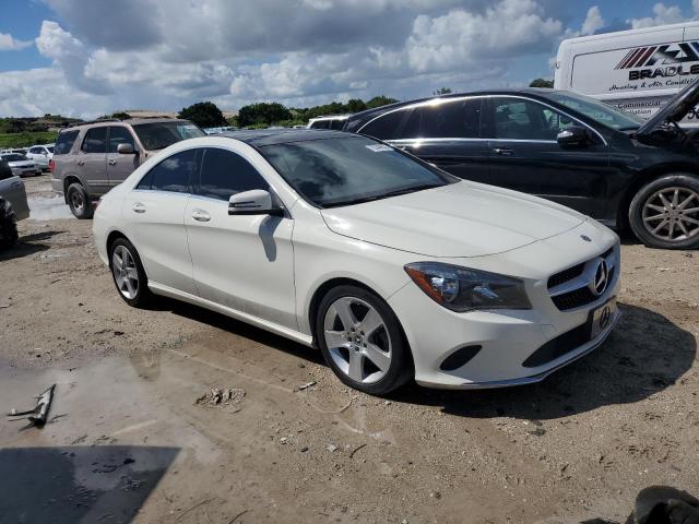 WDDSJ4EB8JN562763 Mercedes-Benz CLA 250
