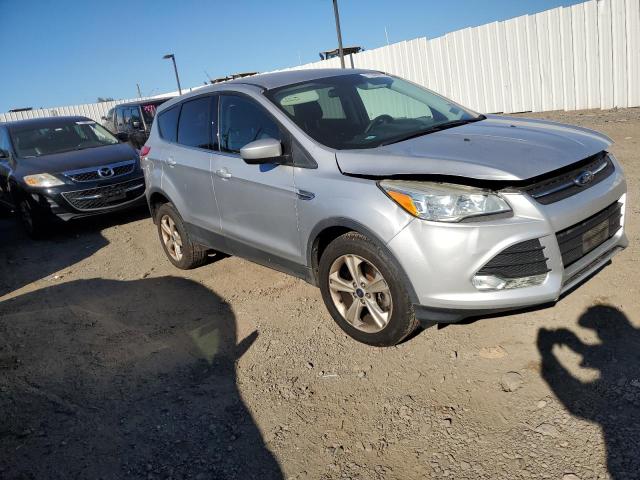 1FMCU9G99FUB67299 Ford ESCAPE SE