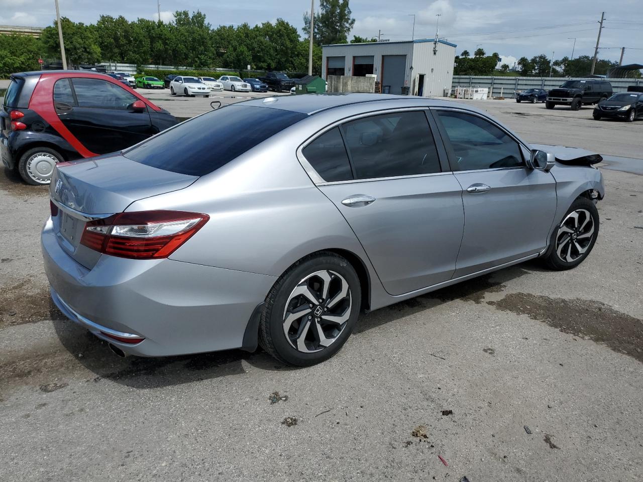 1HGCR2F80GA175222 HONDA ACCORD 2016