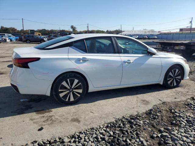 1N4BL4DV7MN410693 Nissan ALTIMA SV