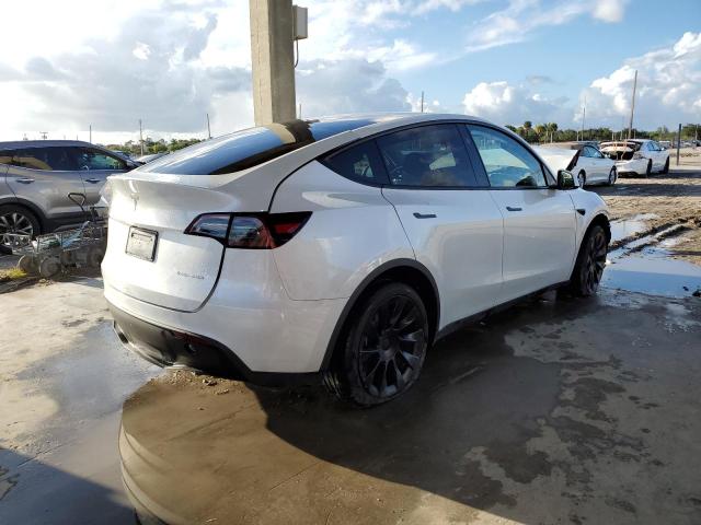 7SAYGDEE9PA150047 Tesla Model Y  3