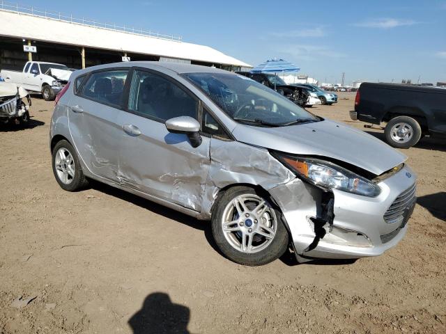 VIN 3FADP4EJXKM109576 2019 FORD FIESTA no.4