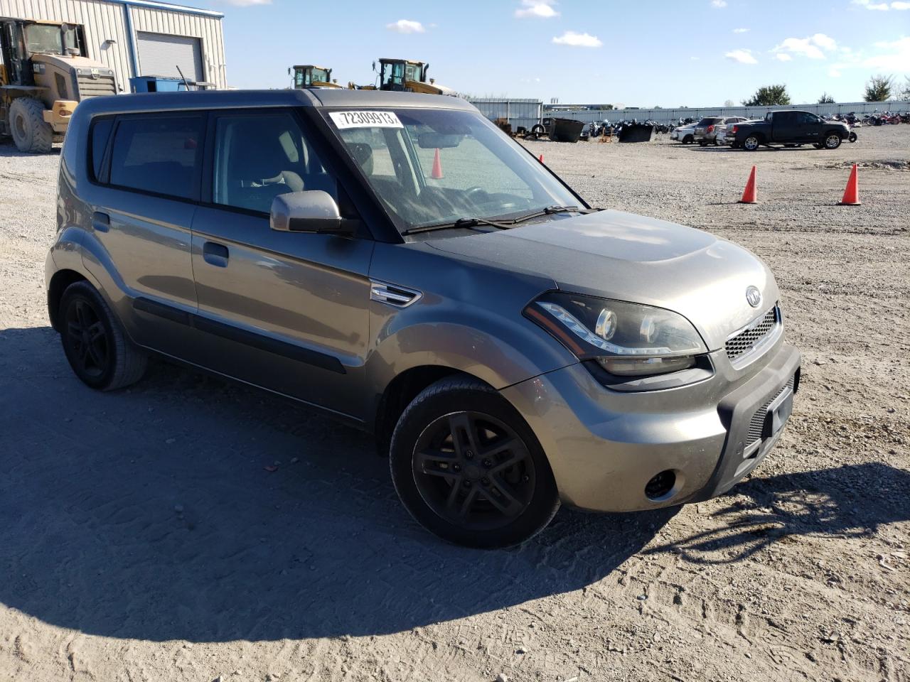 KNDJT2A28A7053304 2010 Kia Soul +