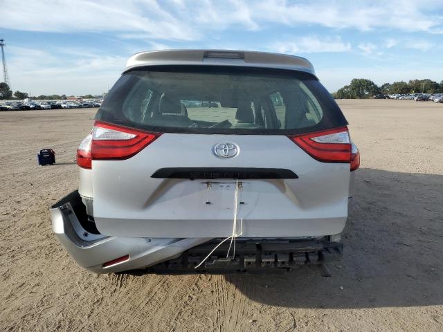 5TDZK3DC3GS700688 Toyota SIENNA