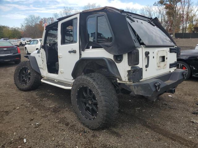 1C4BJWEG2FL674950 Jeep Wrangler Unlimited Sahara