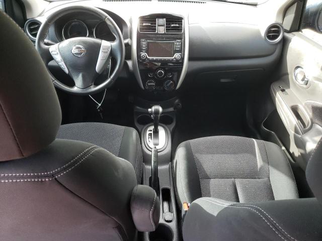  NISSAN VERSA 2018 Сірий