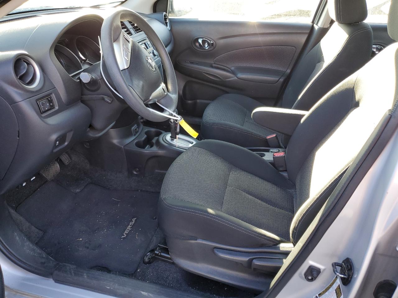 3N1CN7APXHK465461 NISSAN VERSA 2017