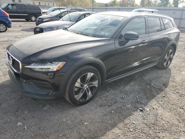 2020 Volvo V60 Cross Country 