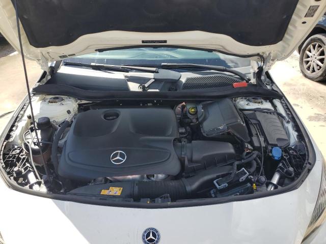 WDDSJ4EB8JN562763 Mercedes-Benz CLA 250