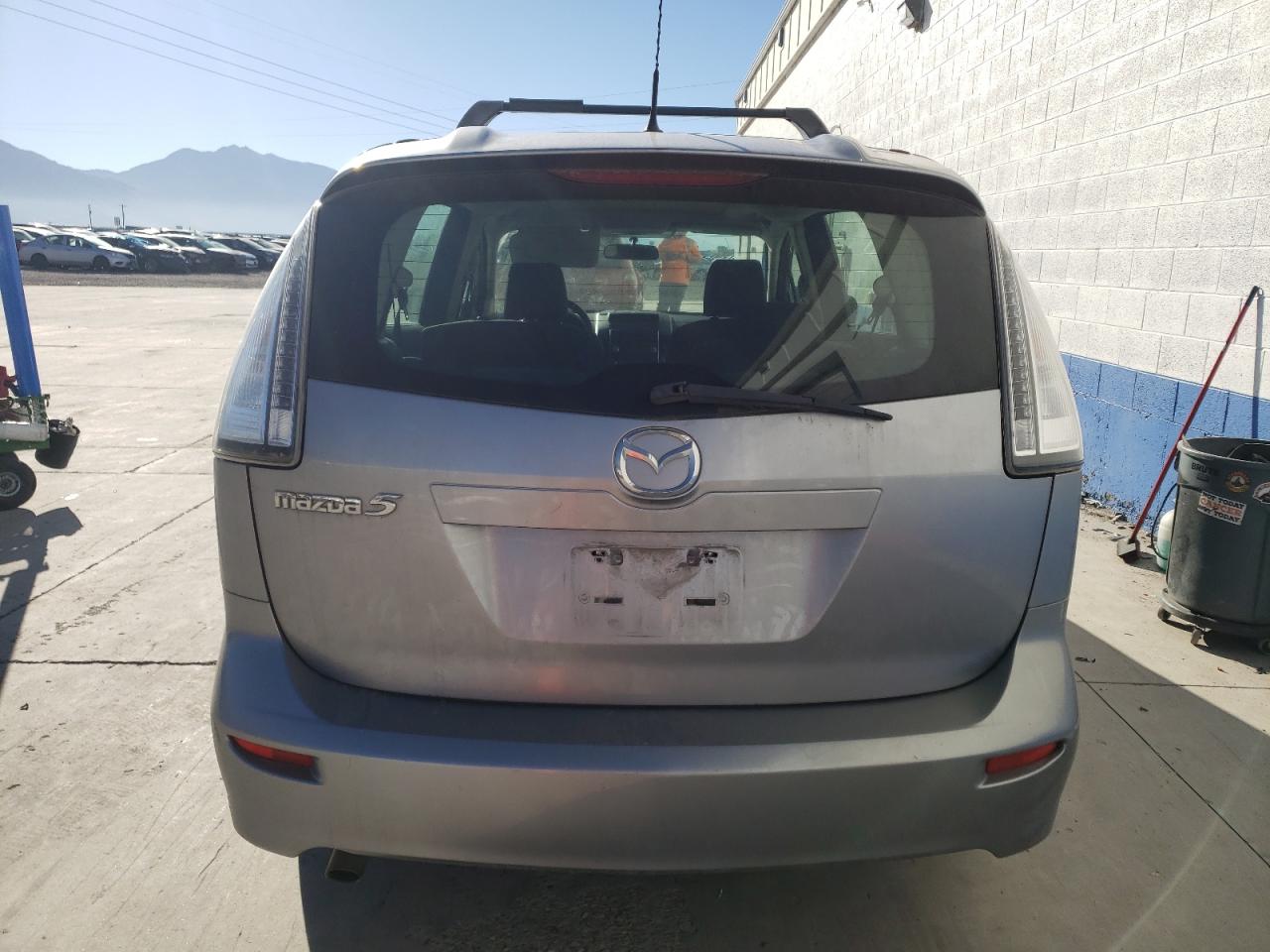 JM1CR2WL6A0363310 2010 Mazda 5