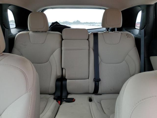 1C4PJLCB1GW272851 Jeep Cherokee Latitude