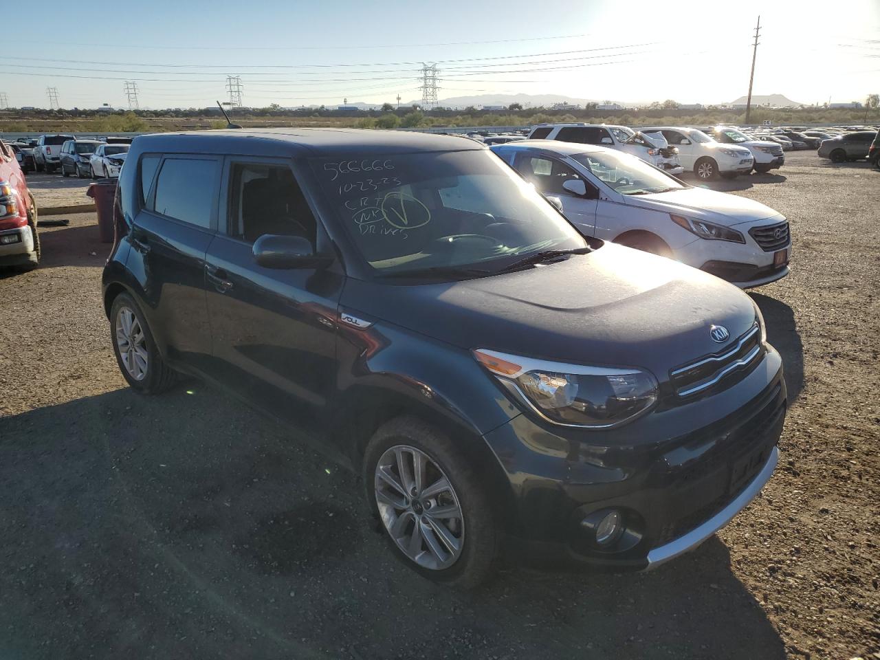 KNDJP3A56J7531255 2018 Kia Soul +