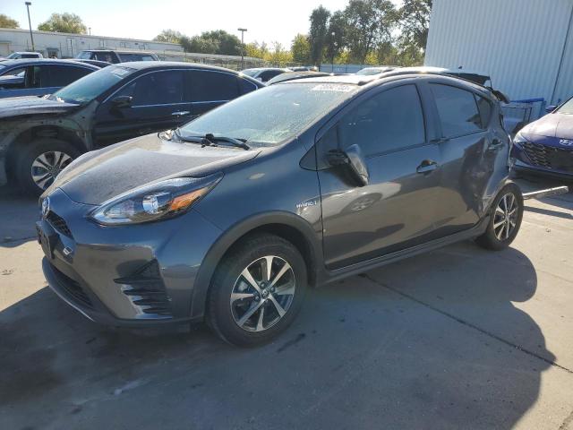 2018 Toyota Prius c 