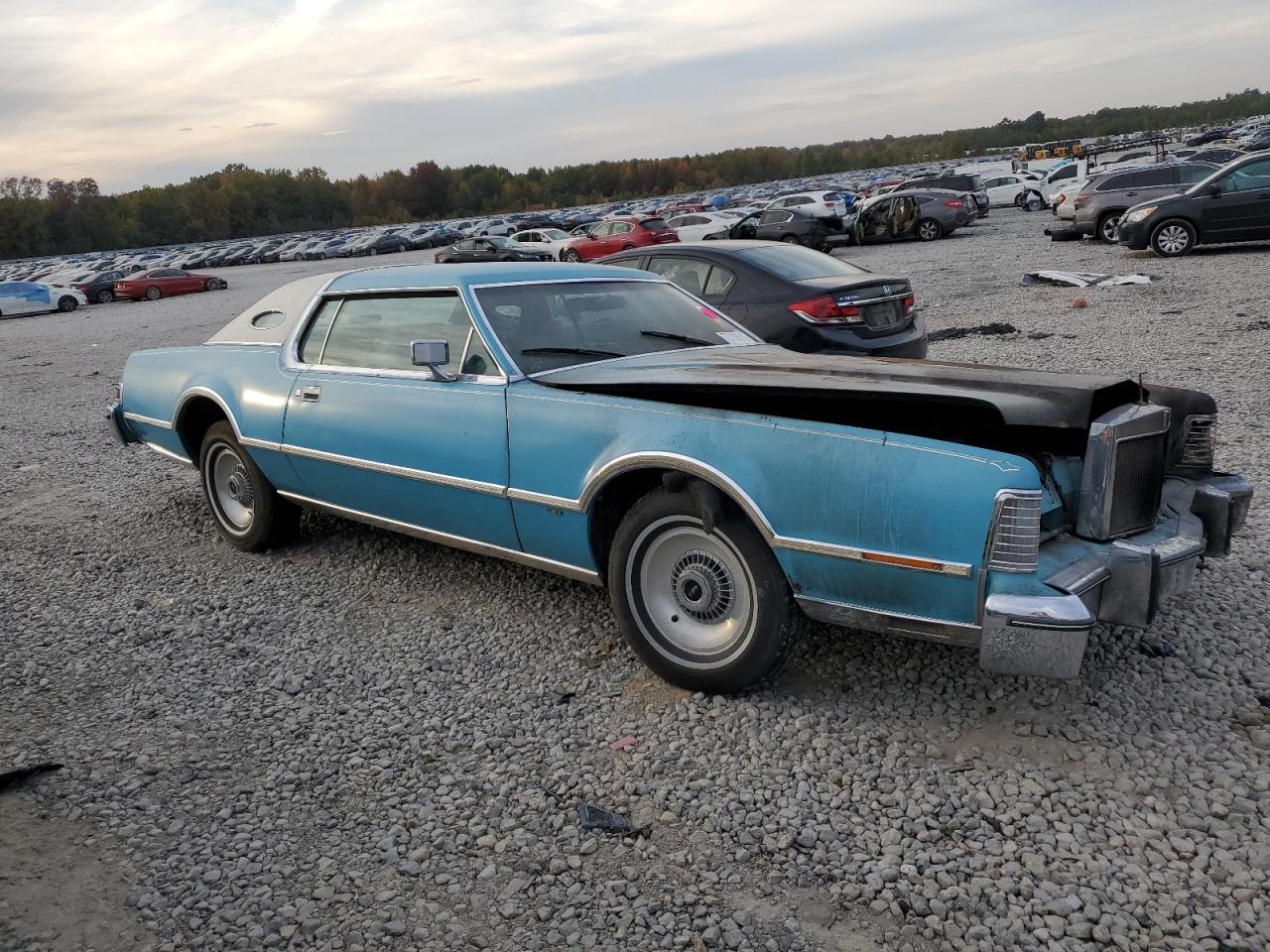 6Y89A867104 1976 Lincoln Continenta