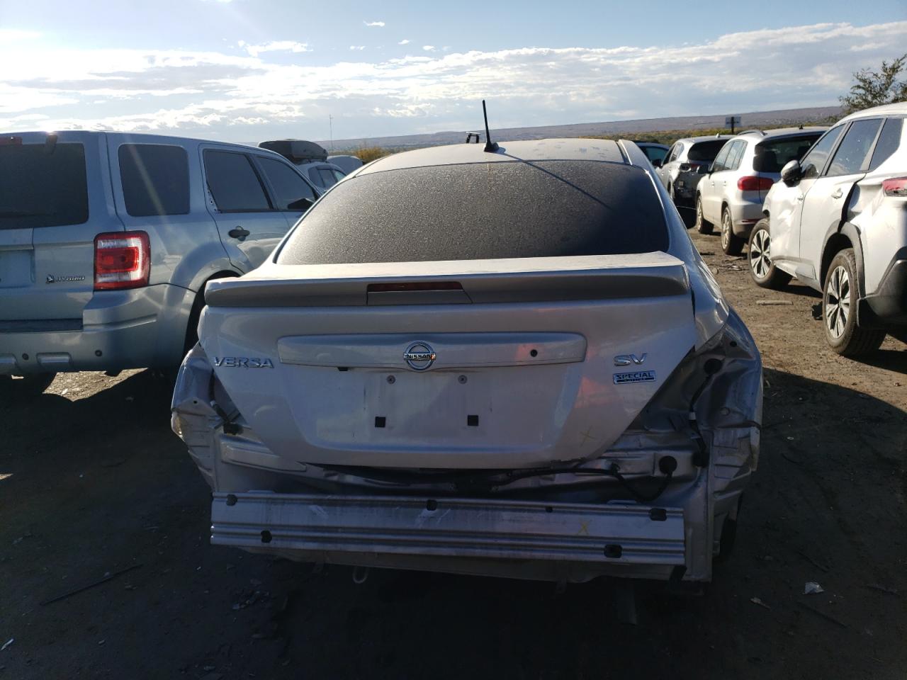 3N1CN7AP5KL812325 NISSAN VERSA 2019