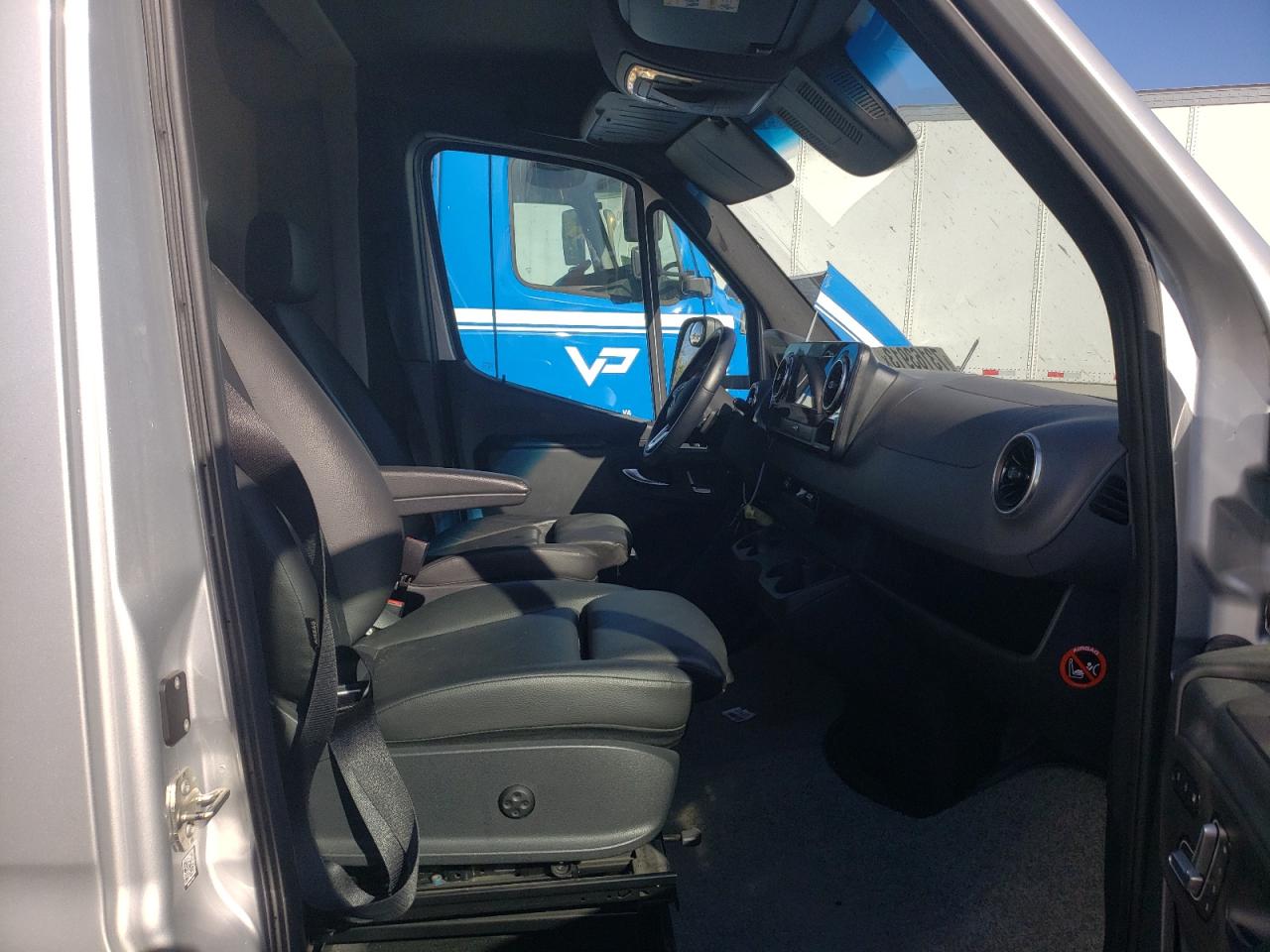 WDAPF4CD4KN044546 2020 Mercedes-Benz Sprinter 3500/4500