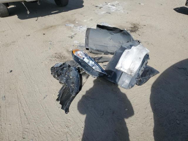 3FA6P0LU1KR115235 Ford FUSION SE