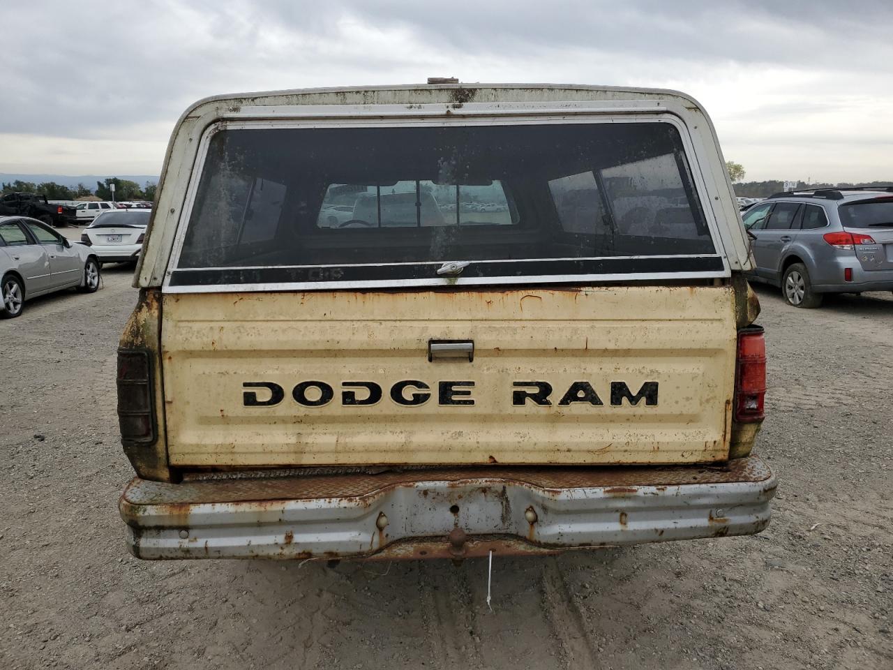 1B7HW24T9GS081936 1986 Dodge W-Series W200