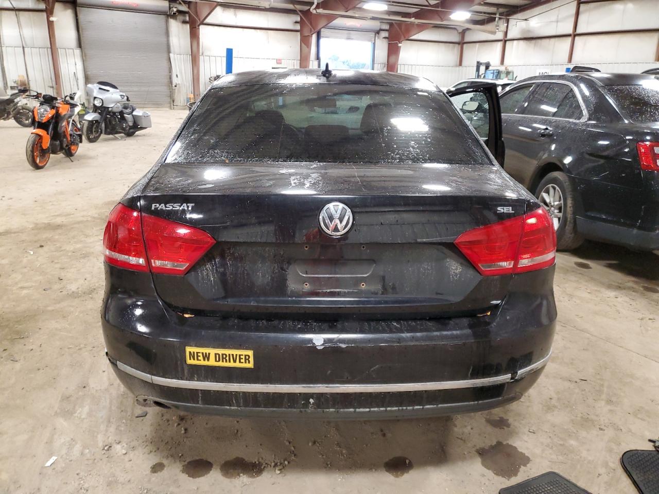 2012 Volkswagen Passat Sel vin: 1VWCH7A35CC070469