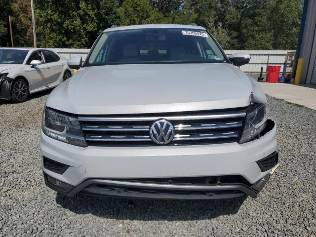 3VV2B7AX5KM056363 Volkswagen Tiguan SE 5