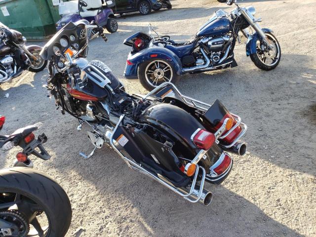 2010 HARLEY-DAVIDSON FLHTCU 1HD1FC410AB630967