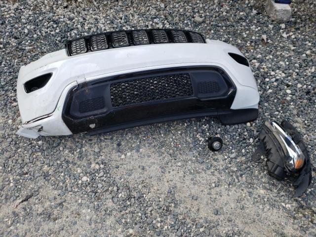 1C4RJEAG2KC548421 Jeep Grand Cherokee Laredo