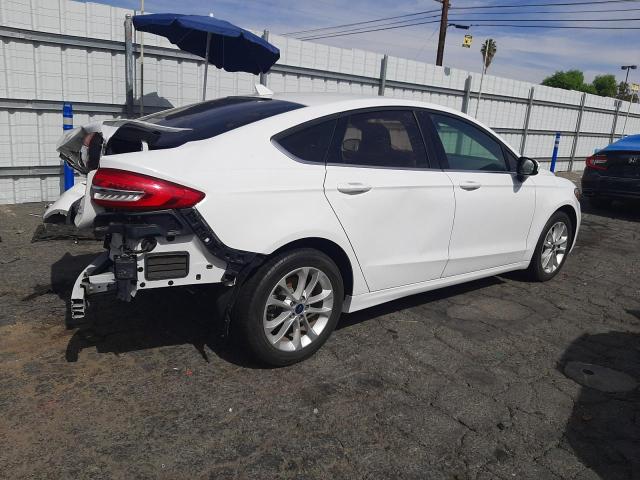 3FA6P0HDXKR232627 Ford Fusion SE 3