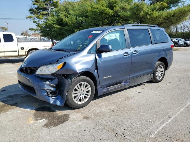 2017 Toyota Sienna XLE