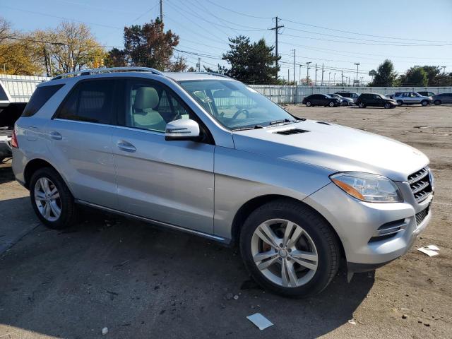 VIN 4JGDA2EB6DA255137 2013 Mercedes-Benz ML-Class, ... no.4