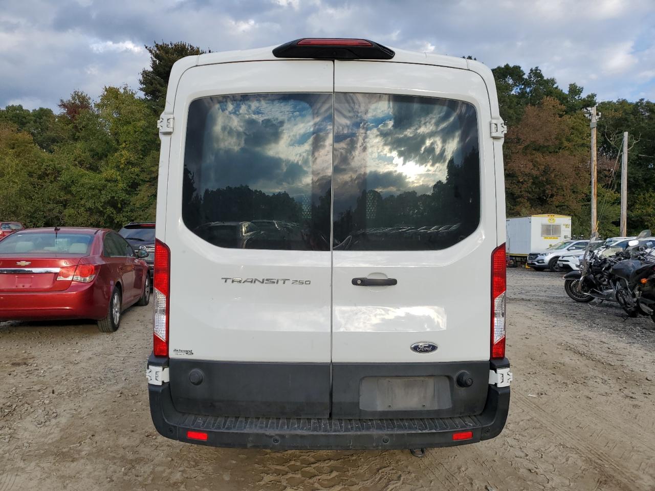 1FTYR2CM2KKA81741 2019 Ford Transit T-250 1FTYR2CM2KKA81741 2019 Ford Transit T-250
