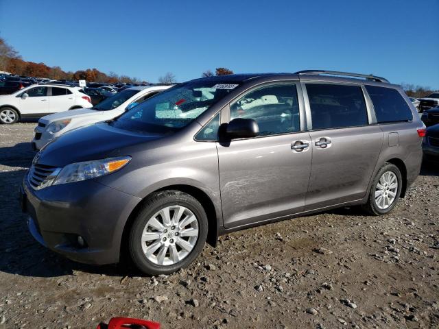 2016 Toyota Sienna XLE