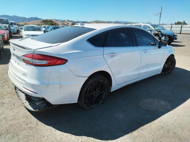 3FA6P0HD6KR276639 Ford Fusion SE 3