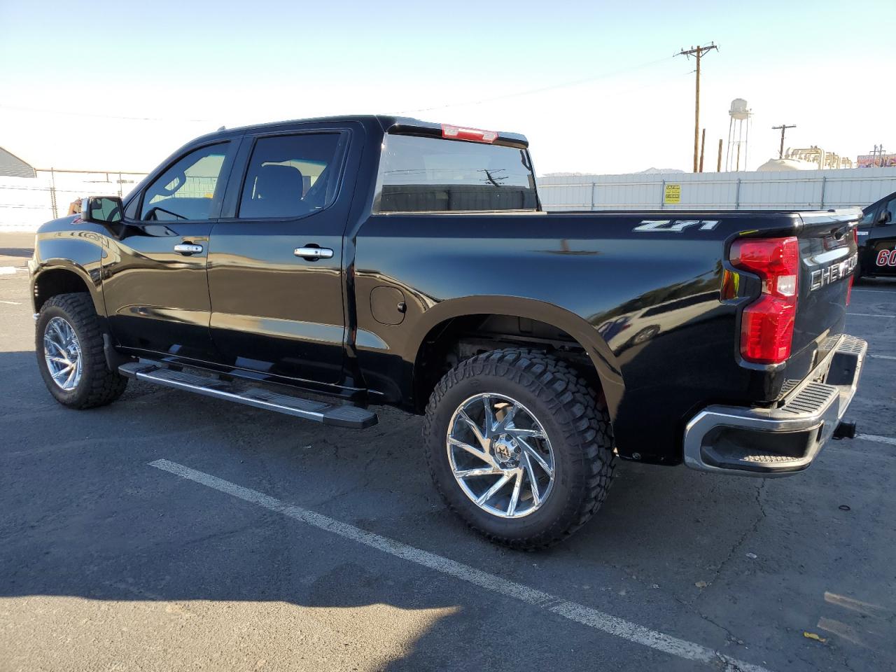VIN: 1GCUDDEDXNZ502932 2022 CHEVROLET ALL Models