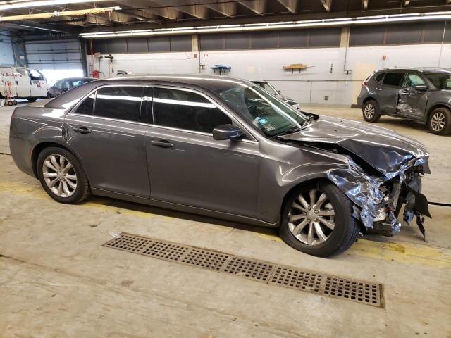  CHRYSLER 300 2017 Сірий