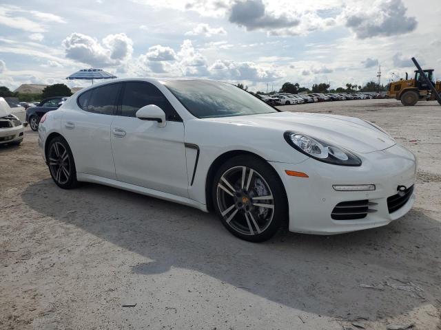 WP0AA2A79FL003902 Porsche PANAMERA 2