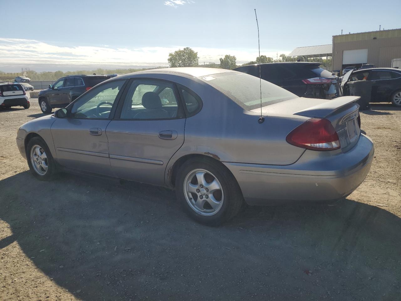 1FAHP56UX7A187117 2007 Ford Taurus Sel