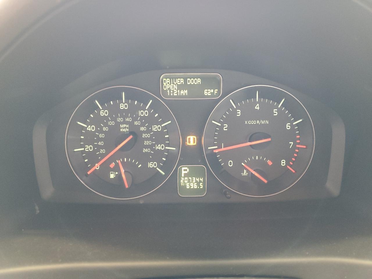 yv1672mw7b2636187 YV1672MW7B2636187 2011 Volvo V50 T5