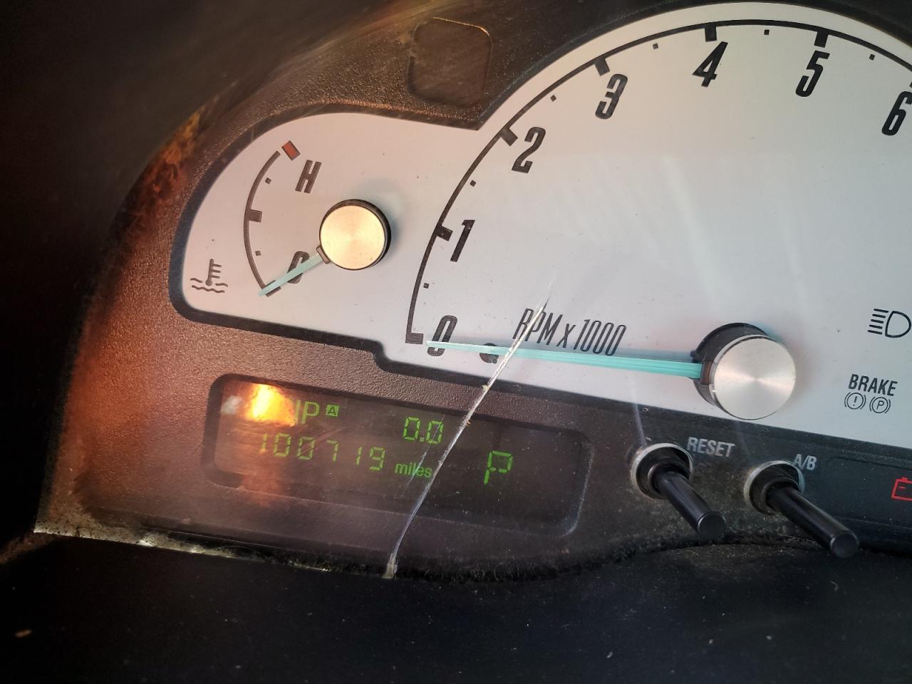 1FAHP60A92Y102756 2002 Ford Thunderbird