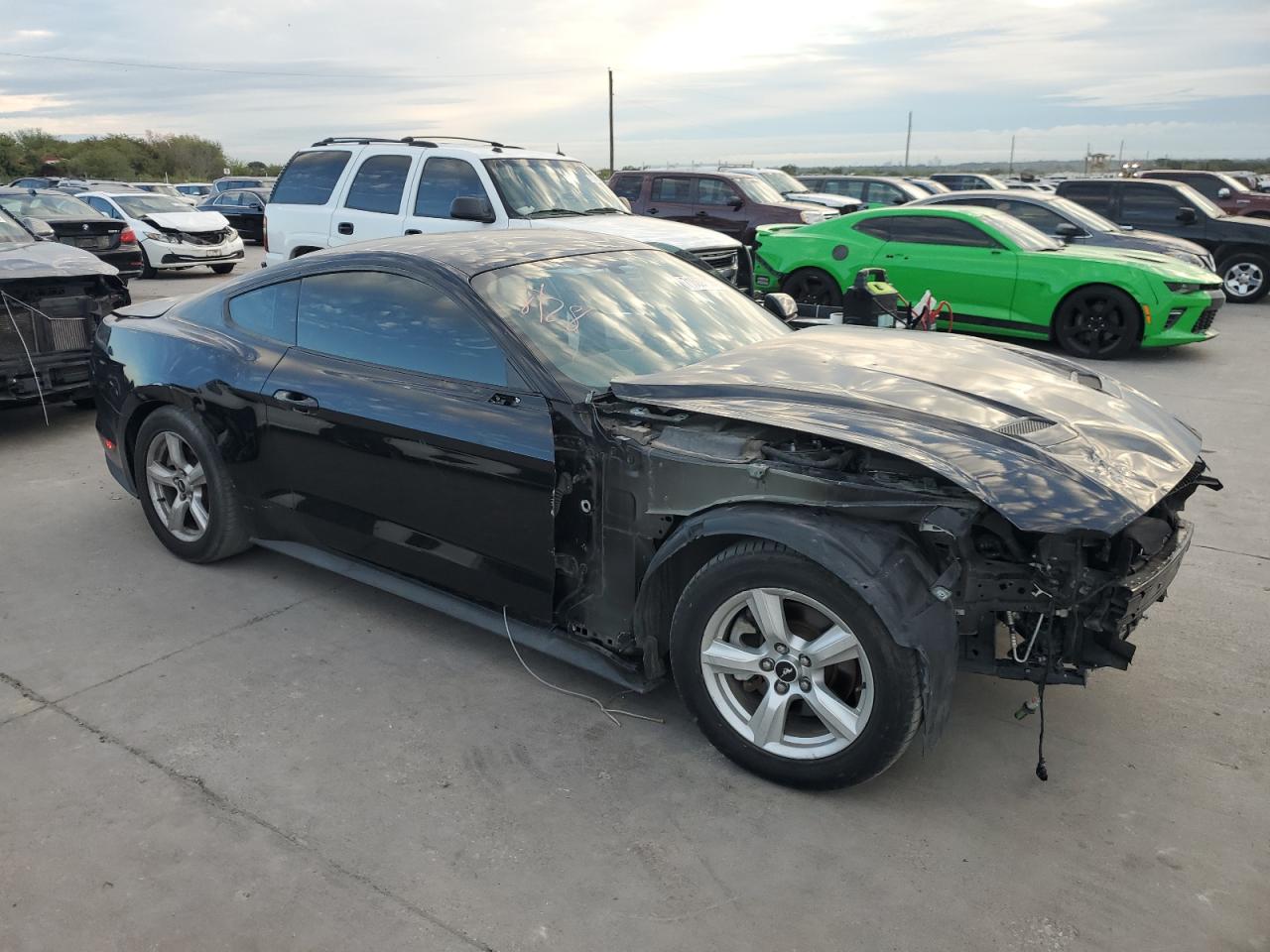 1FA6P8TH5J5101910 FORD ALL Models 2018
