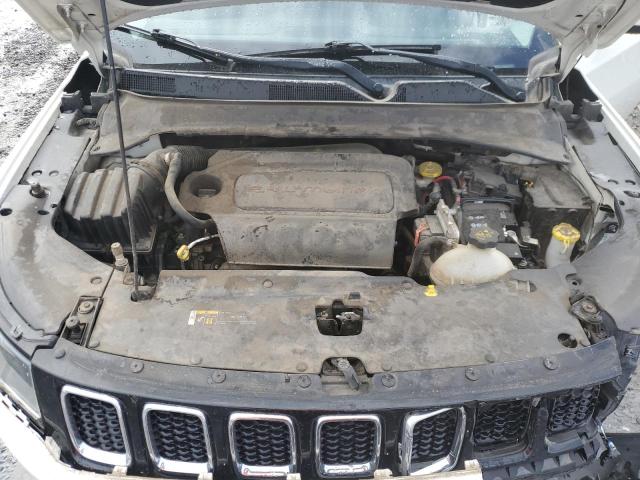 3C4NJDBB3JT418615 Jeep Compass Latitude