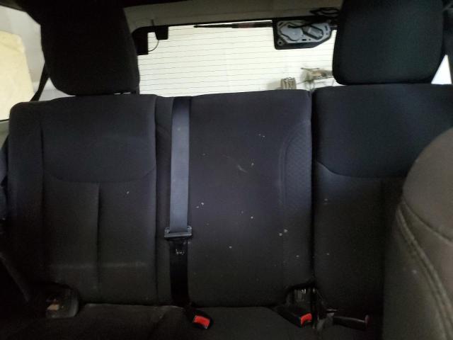 1C4BJWDG2EL157812 Jeep Wrangler Unlimited Sport