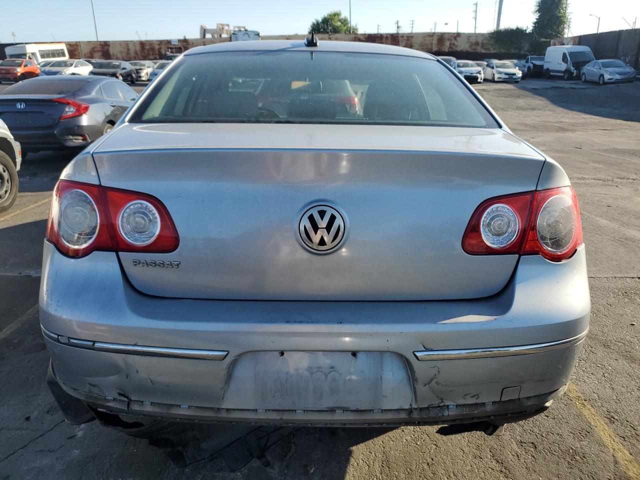 WVWEK73C96P017815 2006 Volkswagen Passat 2.0T Luxury